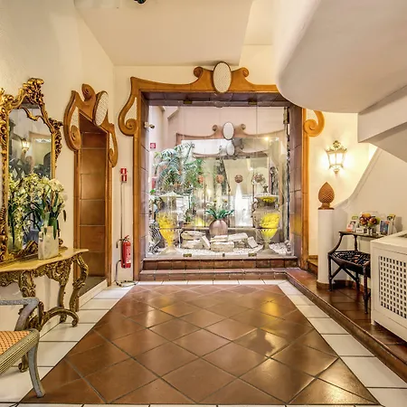 Antico Del Sole Al Pantheon 4* Róma