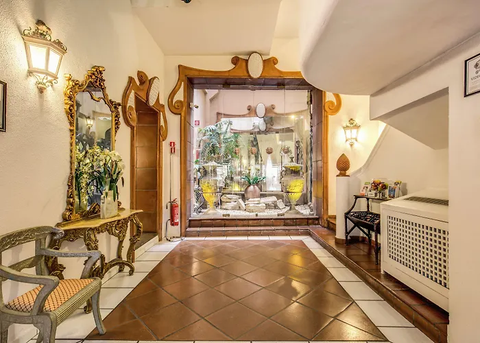 Antico Del Sole Al Pantheon 4* Rzym