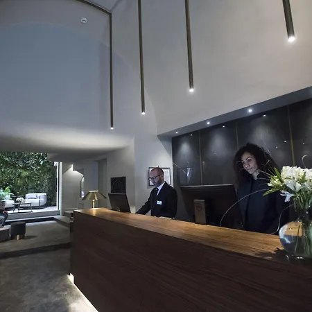 Antico Del Sole Al Pantheon 4*