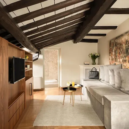 Hotel Antico Del Sole Al Pantheon 4*