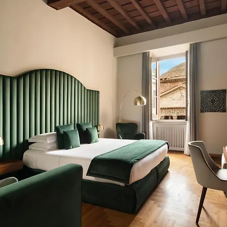 Antico Del Sole Al Pantheon Hotel 4*