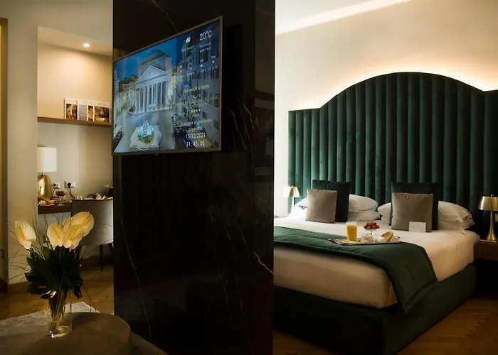 Antico Del Sole Al Pantheon Hotel 4*