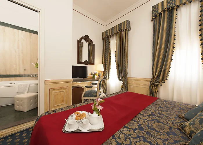 Antico Del Sole Al Pantheon