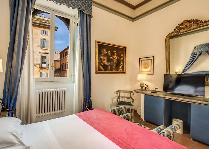 Hotel Antico Del Sole Al Pantheon 4*