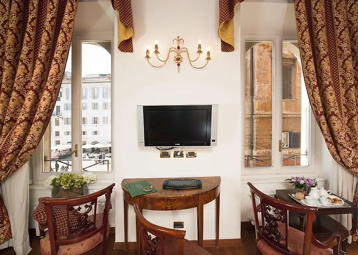 Antico Del Sole Al Pantheon