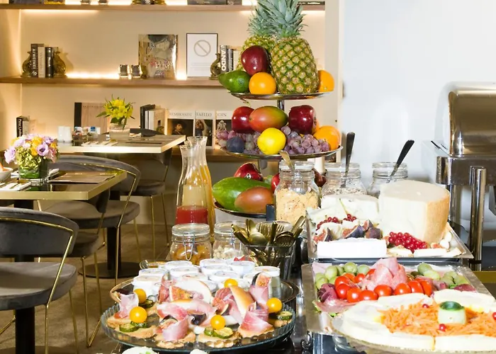 Hotel Antico Del Sole Al Pantheon 4*