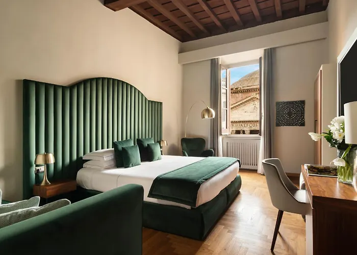 Antico Del Sole Al Pantheon Hotel 4*