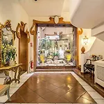Antico Del Sole Al Pantheon 4* Рим