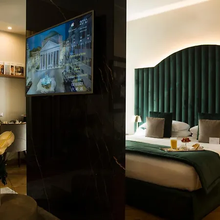 Antico Del Sole Al Pantheon Hotel 4*