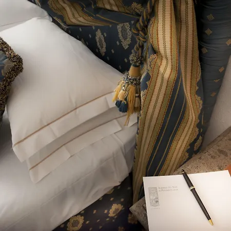 Antico Del Sole Al Pantheon Hotel 4*